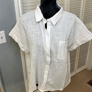 White cotton button up top